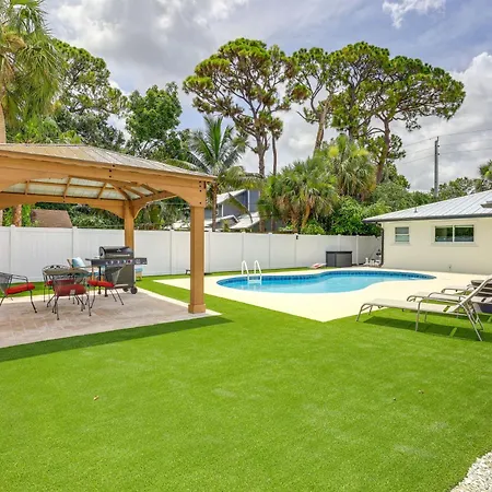 Vero Beach Vacation Rental Pool And Putting Green!